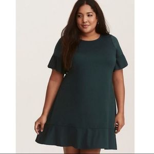 Torrid Size 1 Emerald Green Mini Dress